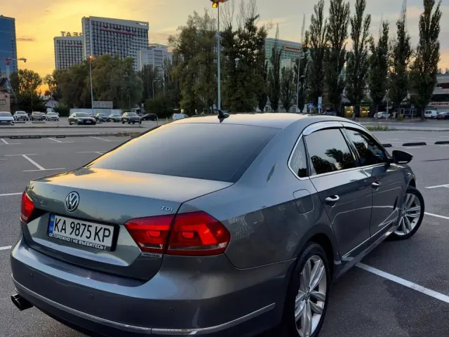 Volkswagen Passat - фото 3