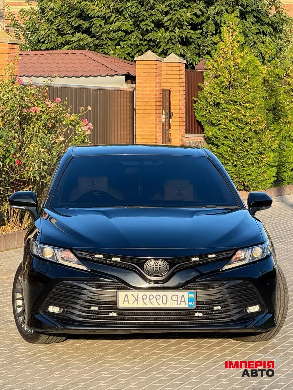 Toyota Camry - фото 3
