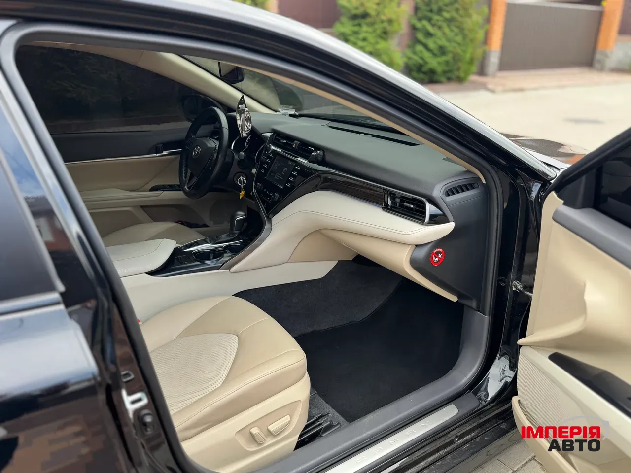 Toyota Camry - фото 12