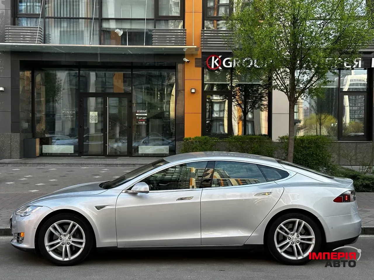 Tesla Model S - фото 4