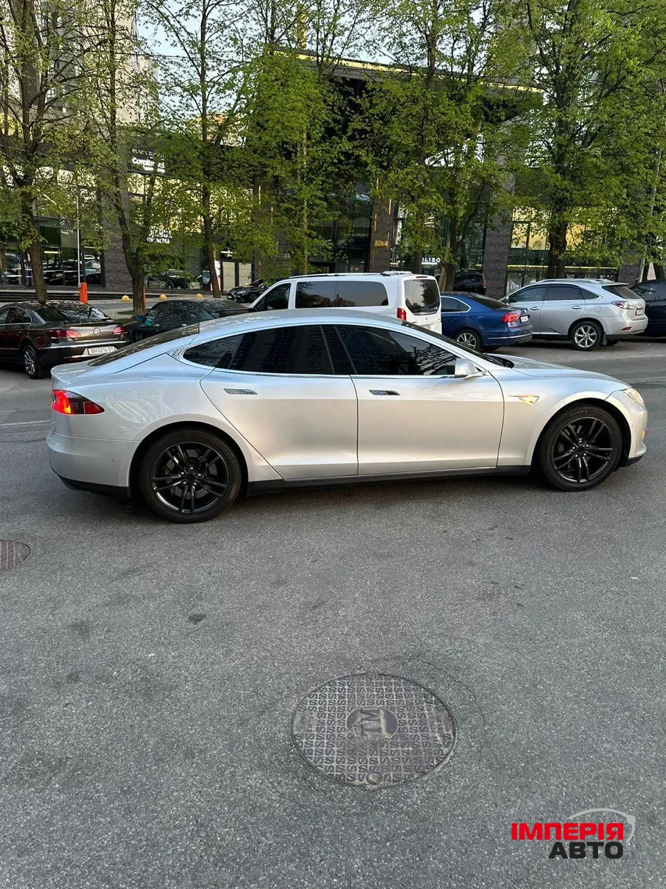 Tesla Model S - фото 5