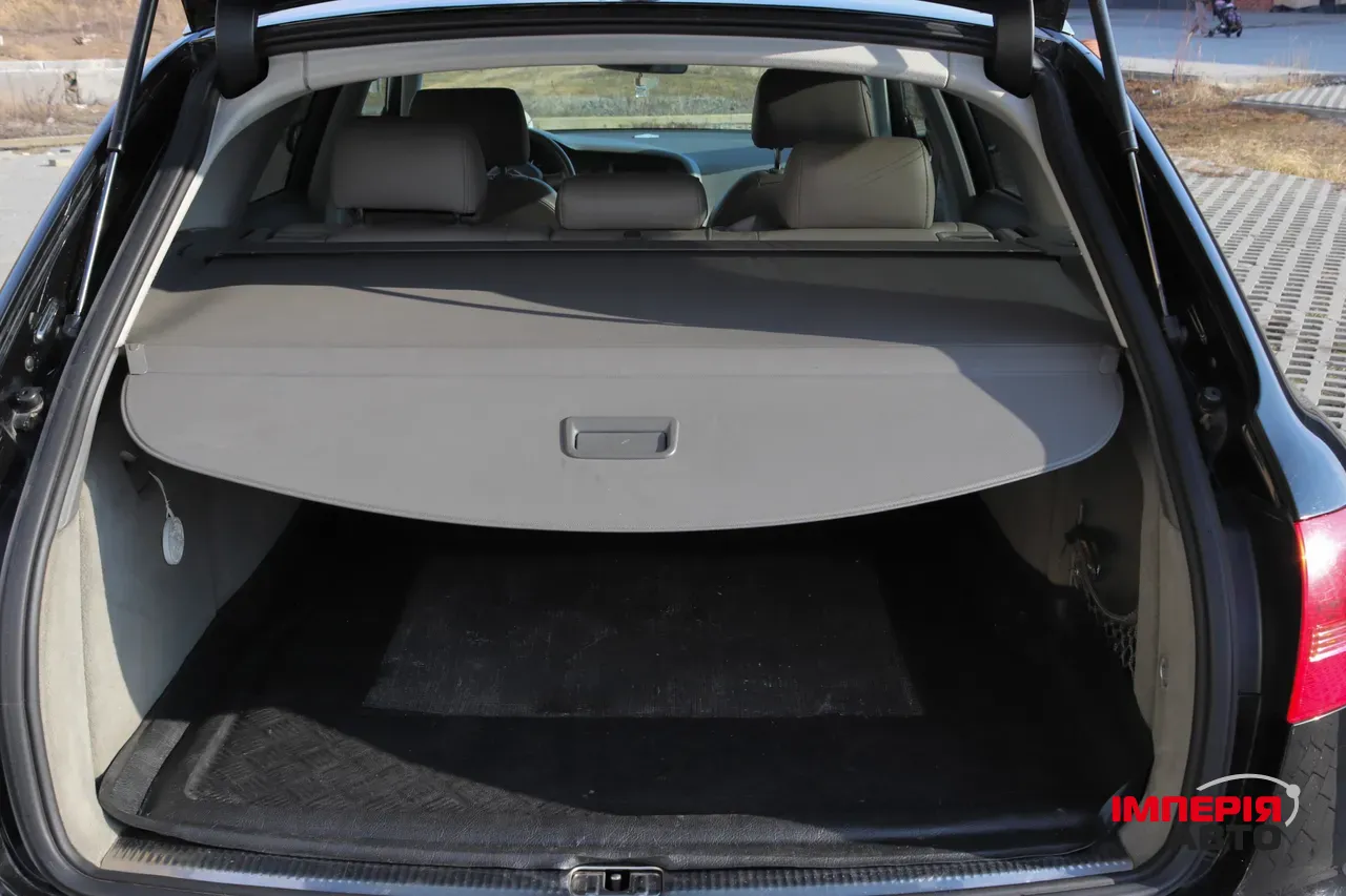 Audi A6 - фото 13