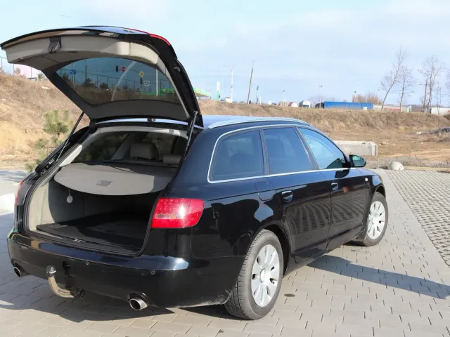 Audi A6 - фото 5