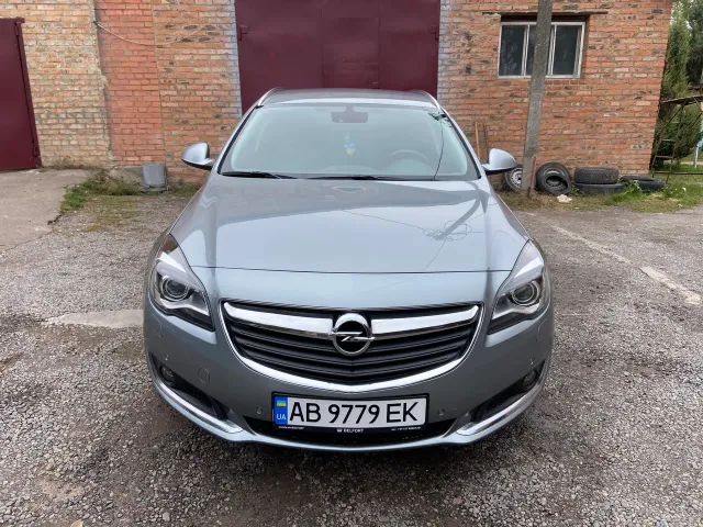 Opel Insignia - фото 2