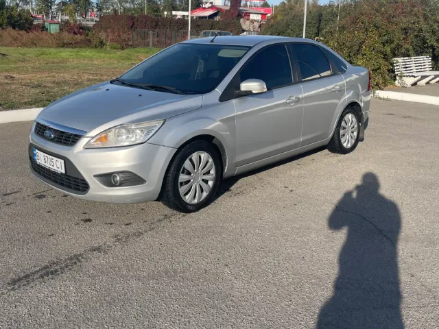 Ford Focus - фото 4