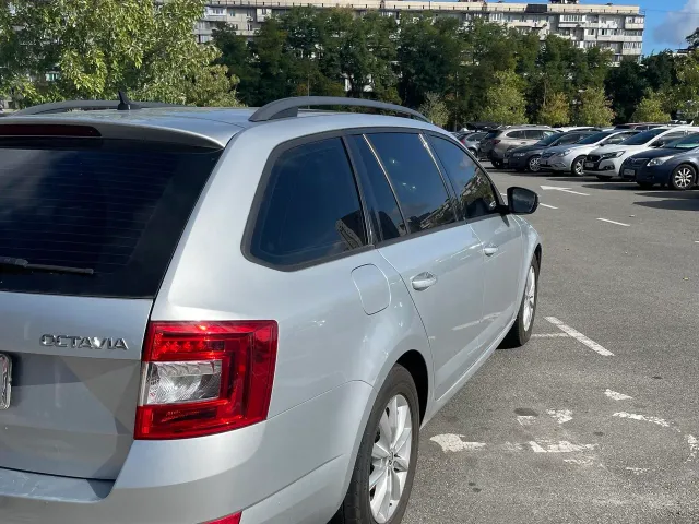 Skoda Octavia - фото 4