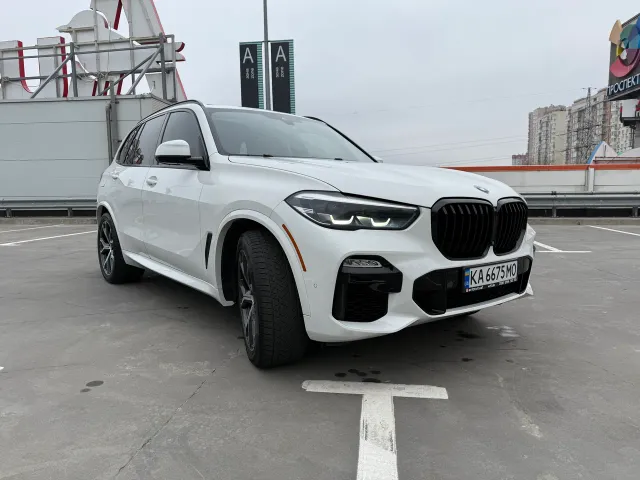 BMW X5 - фото 1