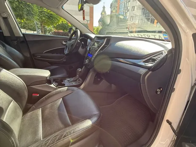 Hyundai Santa Fe - фото 3