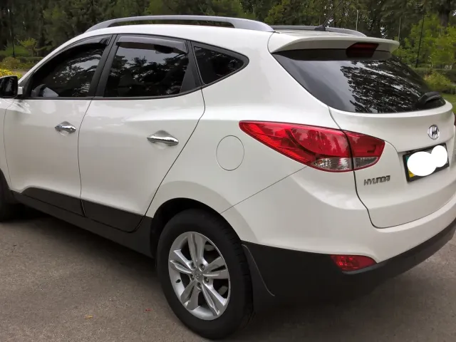 Hyundai ix35 - фото 2