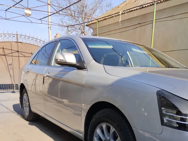 Geely Emgrand EC8 - фото 4