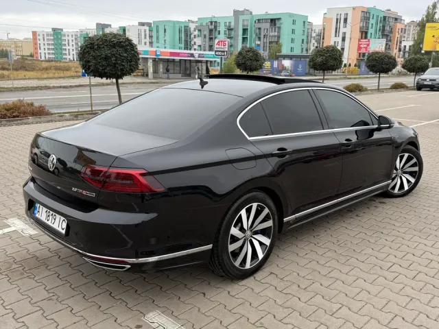 Volkswagen Passat - фото 4
