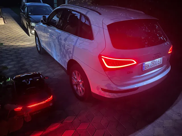 Audi Q5 - фото 5