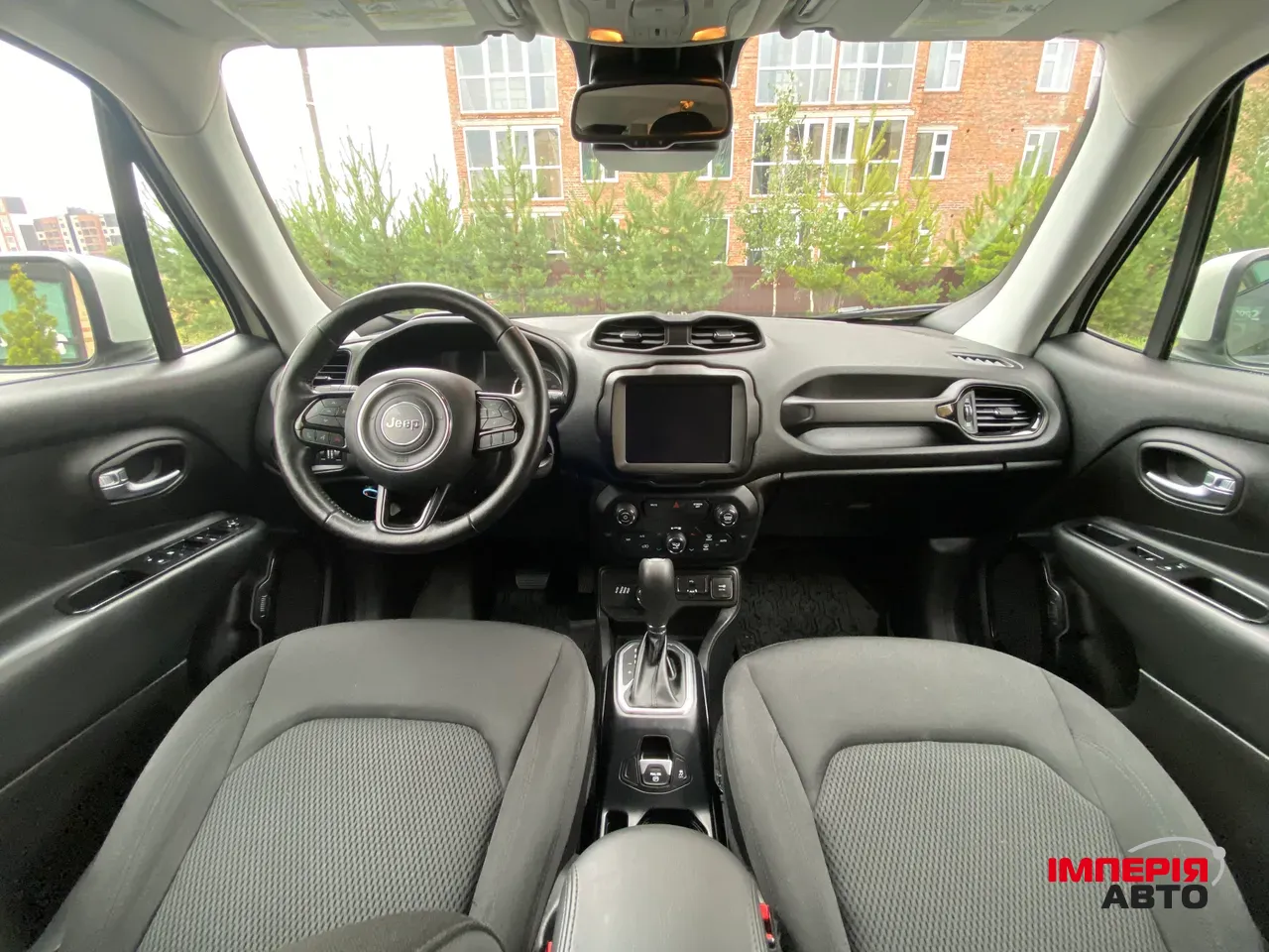 Jeep Renegade - фото 24