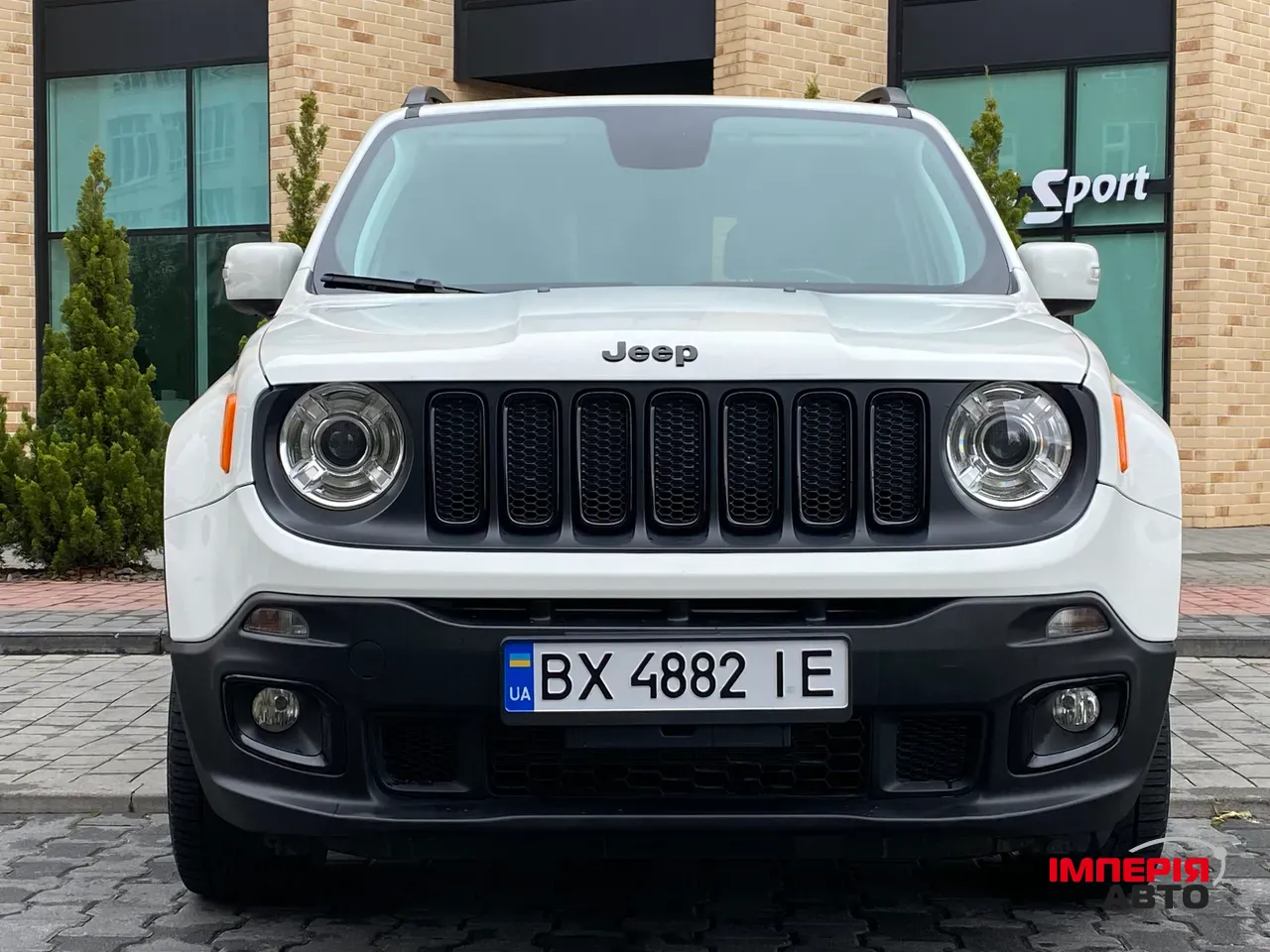 Jeep Renegade - фото 3