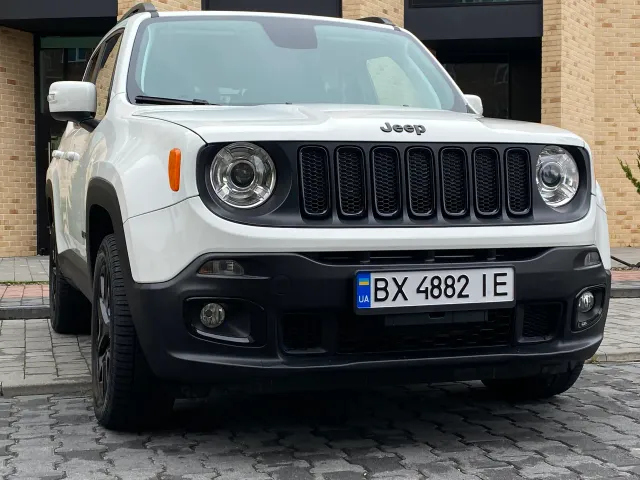 Jeep Renegade - фото 3