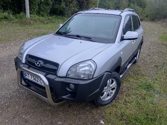 Hyundai Tucson - фото 1