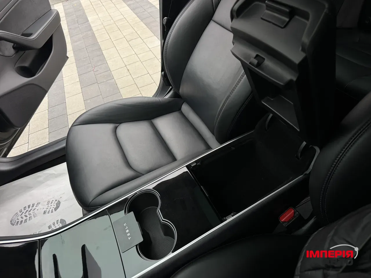 Tesla Model 3 - фото 37