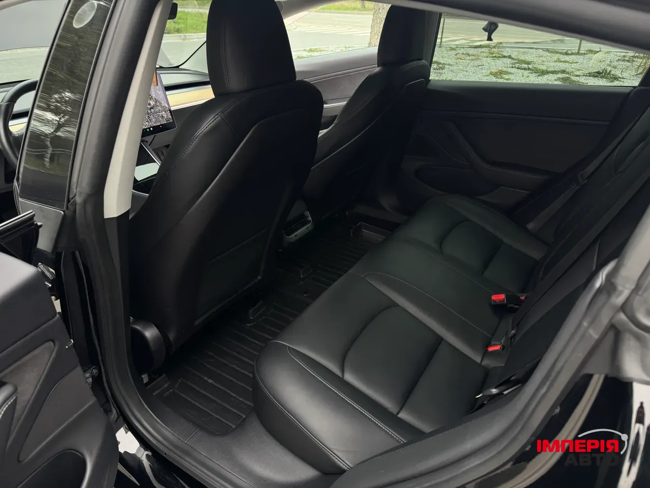 Tesla Model 3 - фото 30