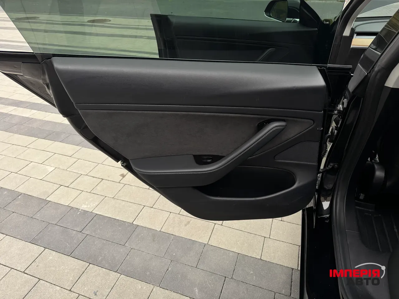 Tesla Model 3 - фото 27