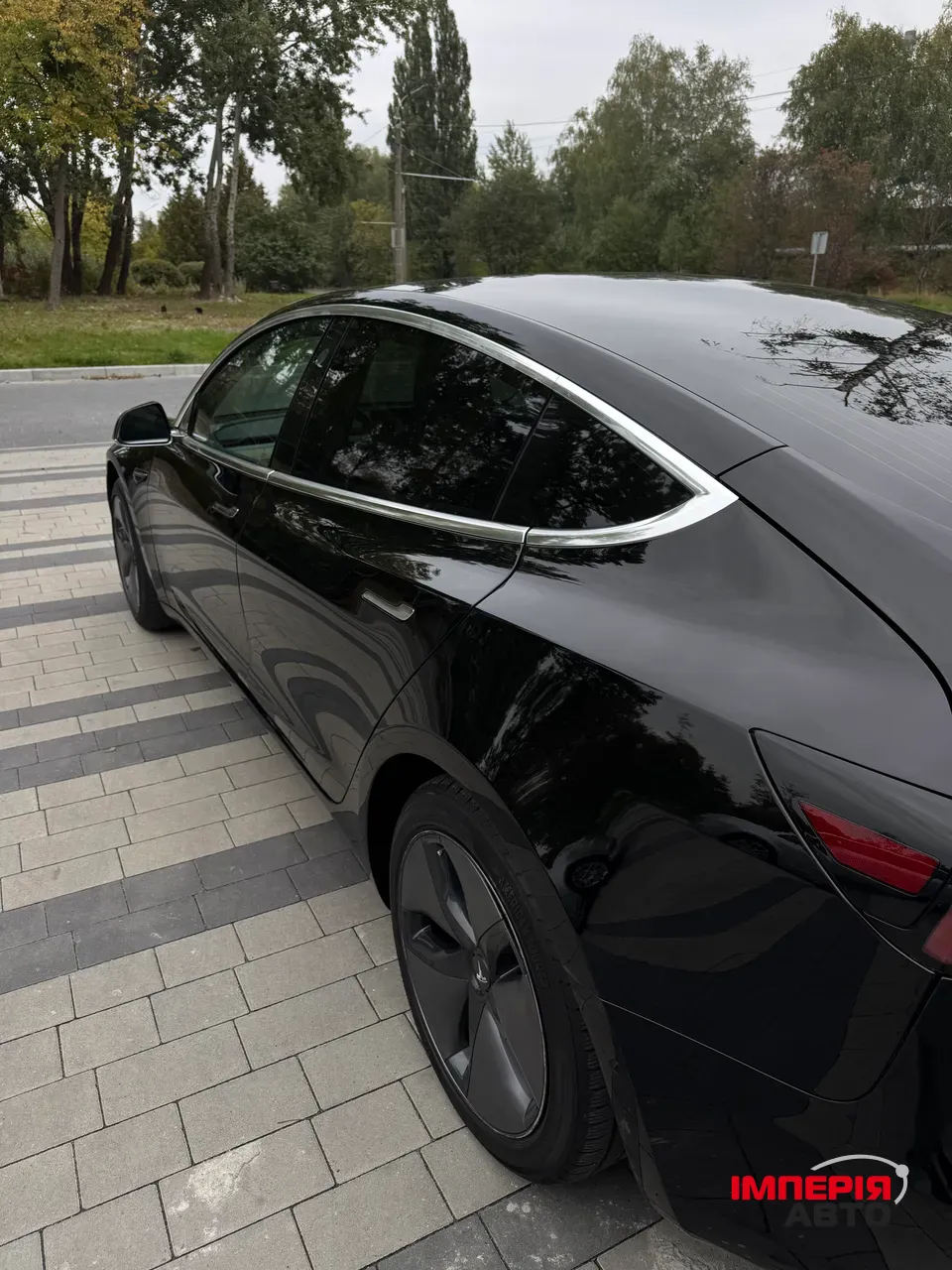 Tesla Model 3 - фото 7