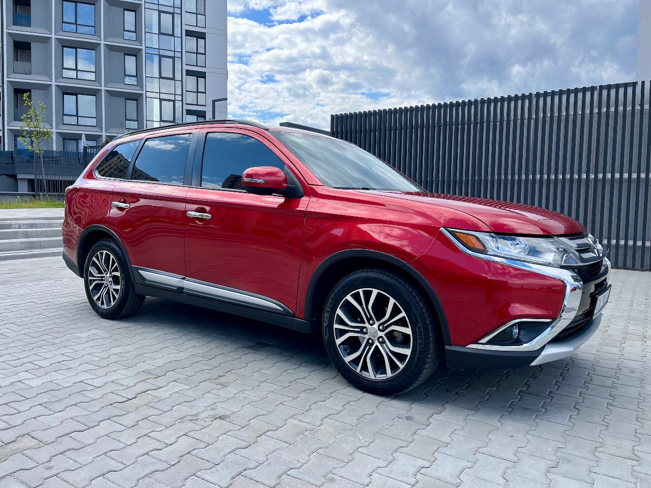 Mitsubishi Outlander - фото 19