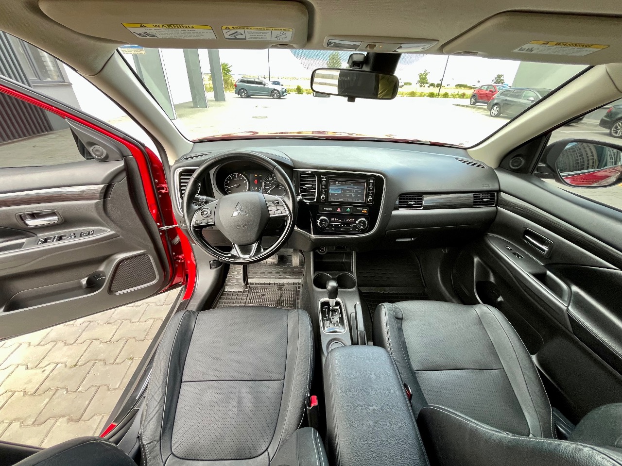 Mitsubishi Outlander - фото 16