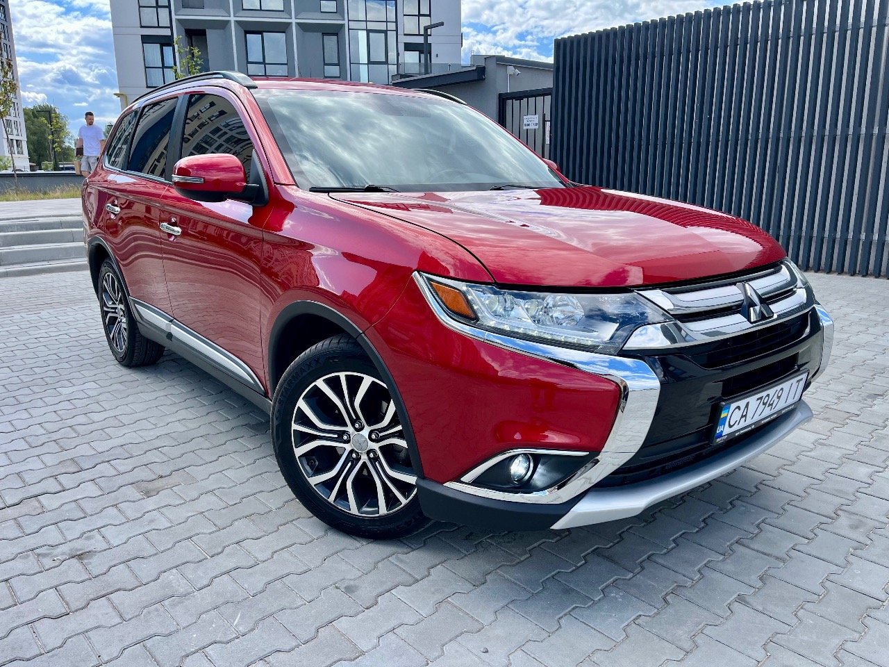 Mitsubishi Outlander - фото 15