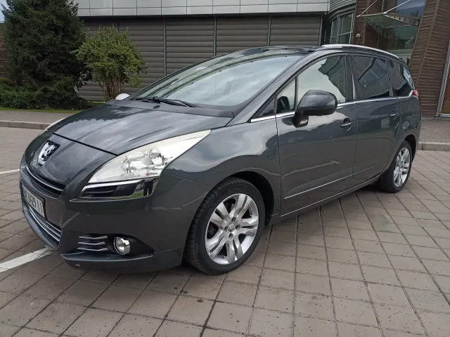 Peugeot 5008 - фото 5