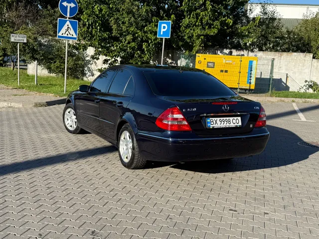 Mercedes-Benz E-Класс - фото 5