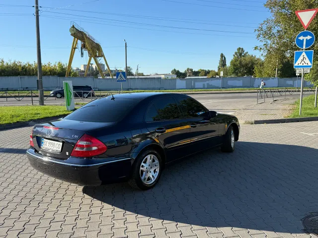 Mercedes-Benz E-Класс - фото 3