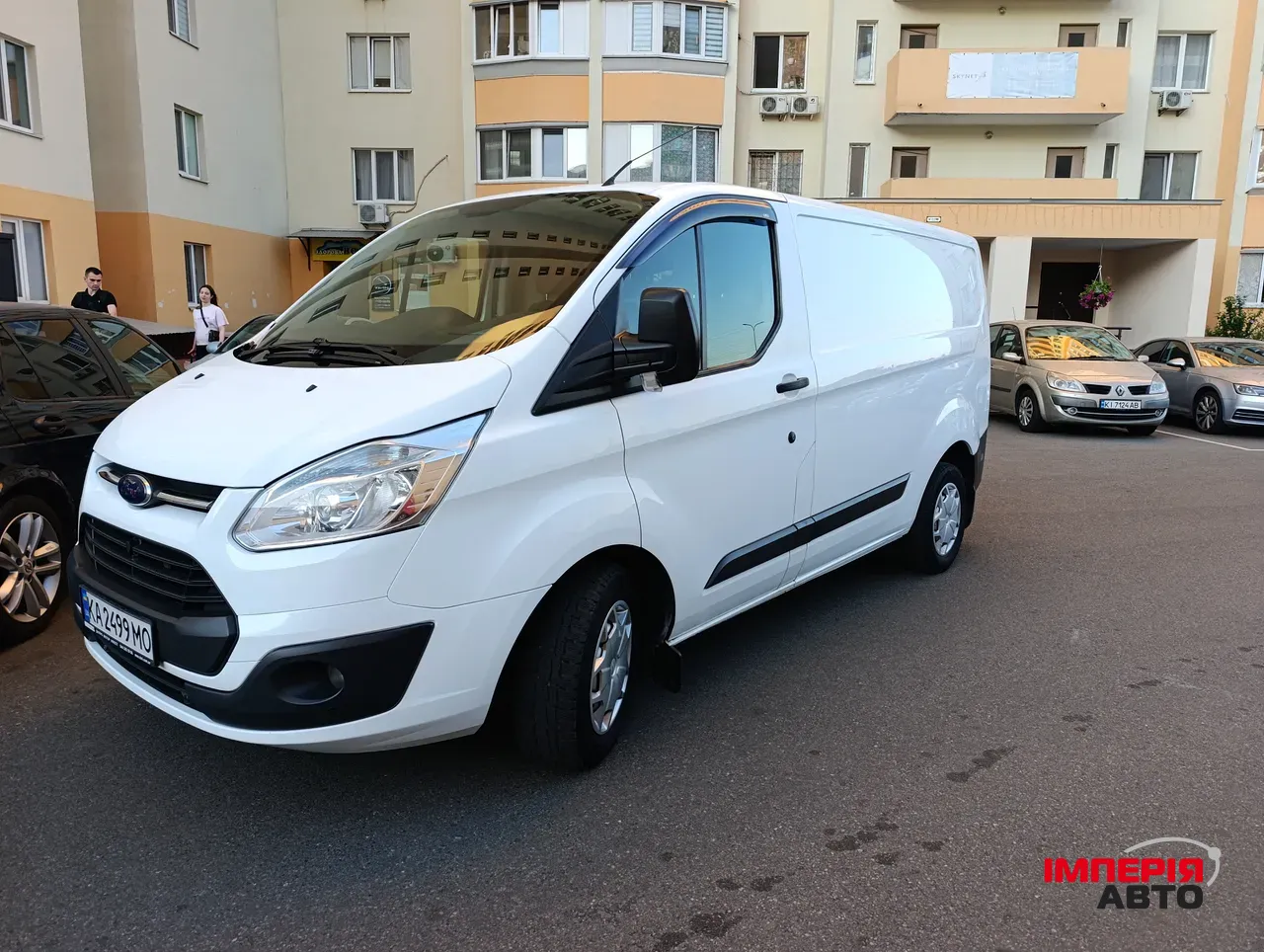 Ford Transit Custom - фото 1