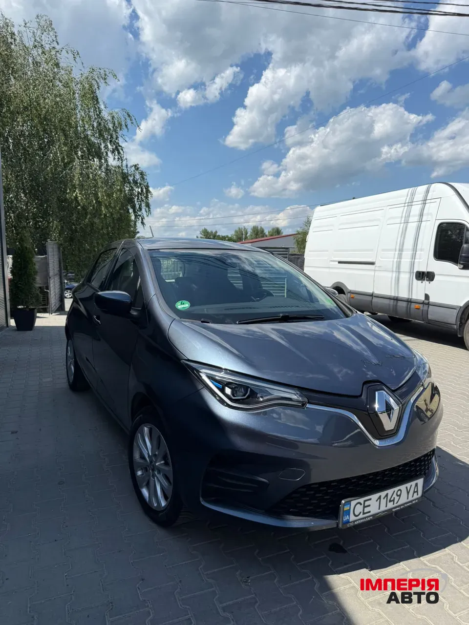 Renault ZOE - фото 10