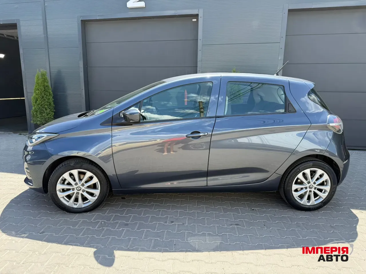 Renault ZOE - фото 2