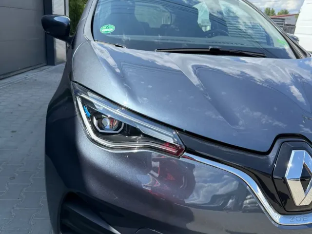 Renault ZOE - фото 3