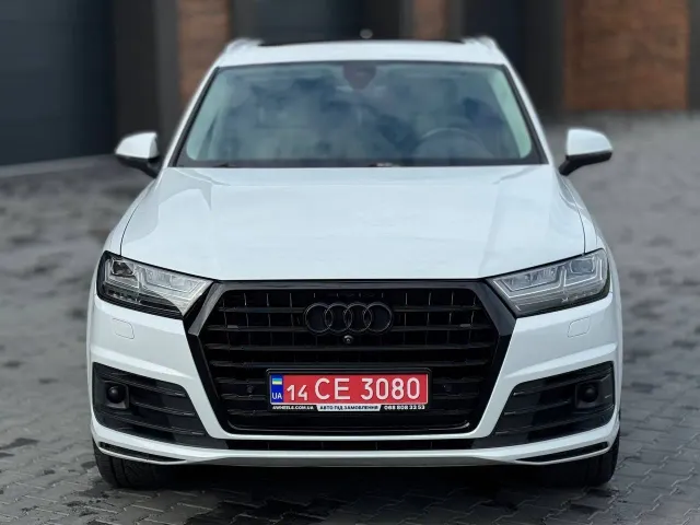Audi Q7 - фото 3