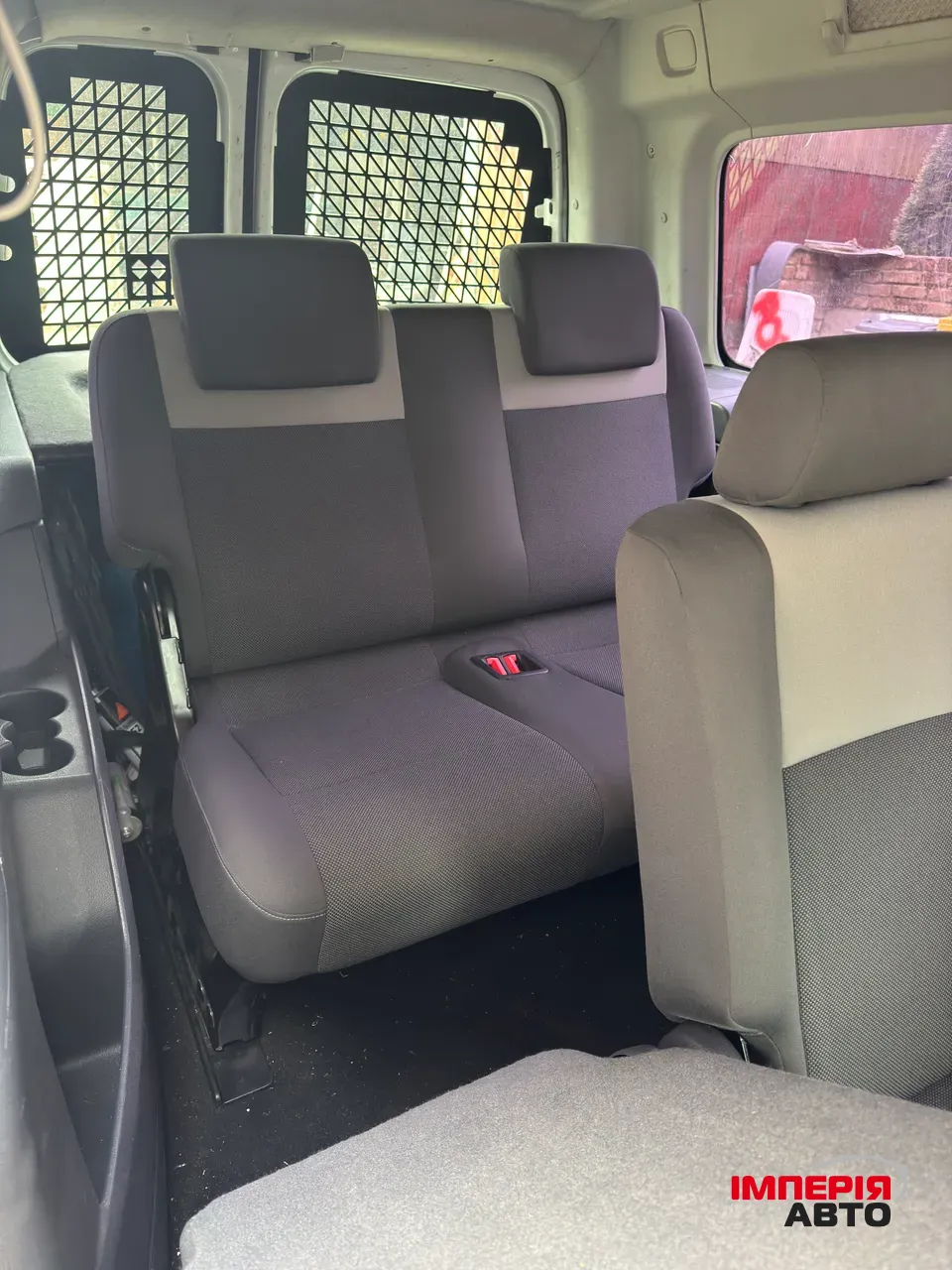 Volkswagen Caddy - фото 9