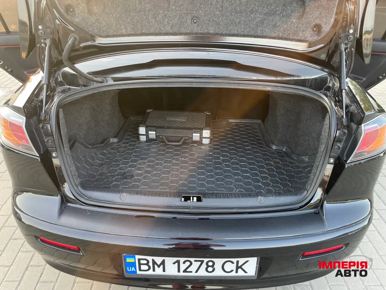 Mitsubishi Lancer - фото 17