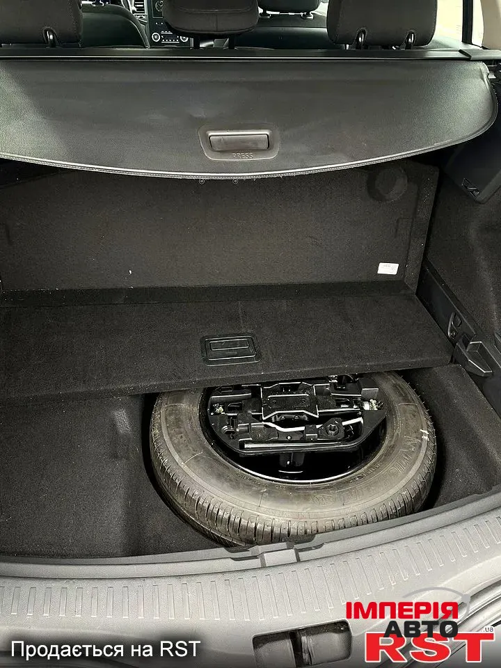 Renault Megane - фото 10