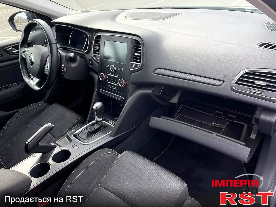 Renault Megane - фото 6