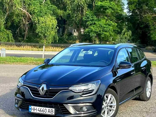 Renault Megane - фото 5