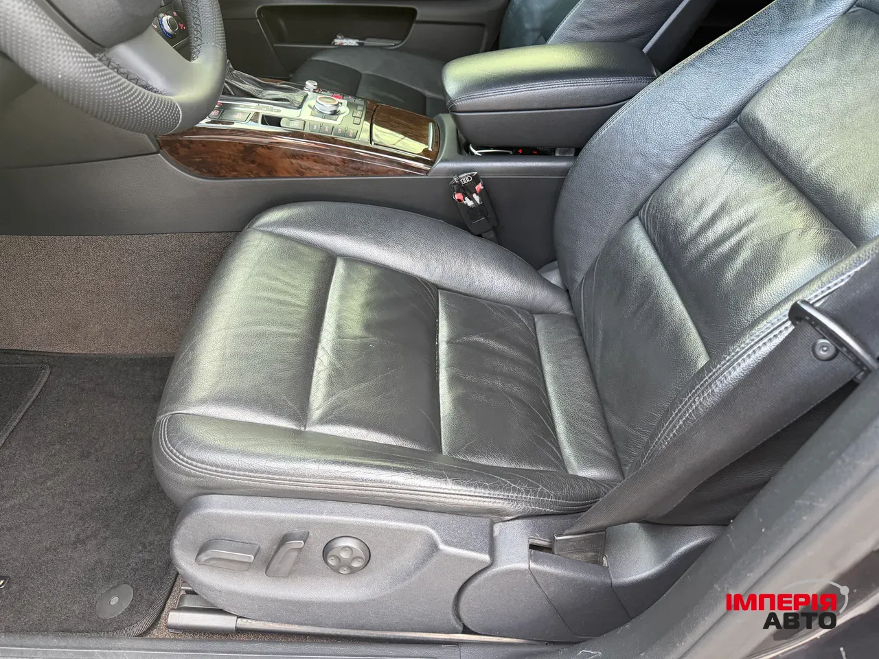 Audi A6 allroad - фото 10