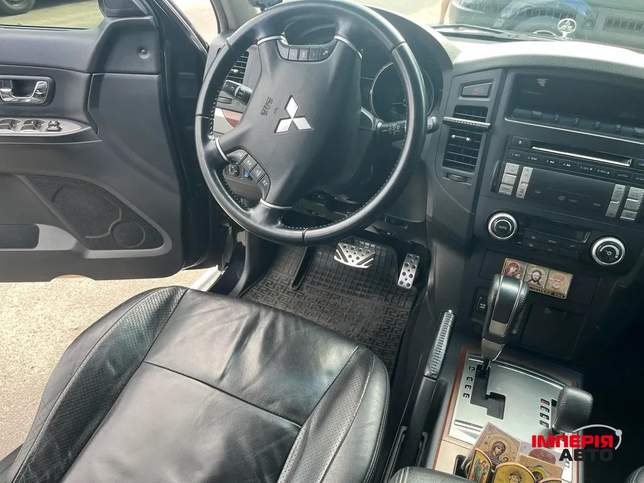 Mitsubishi Pajero - фото 23