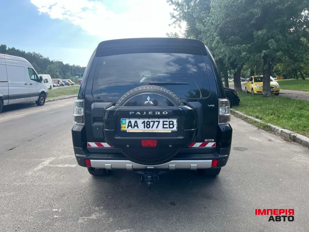 Mitsubishi Pajero - фото 1