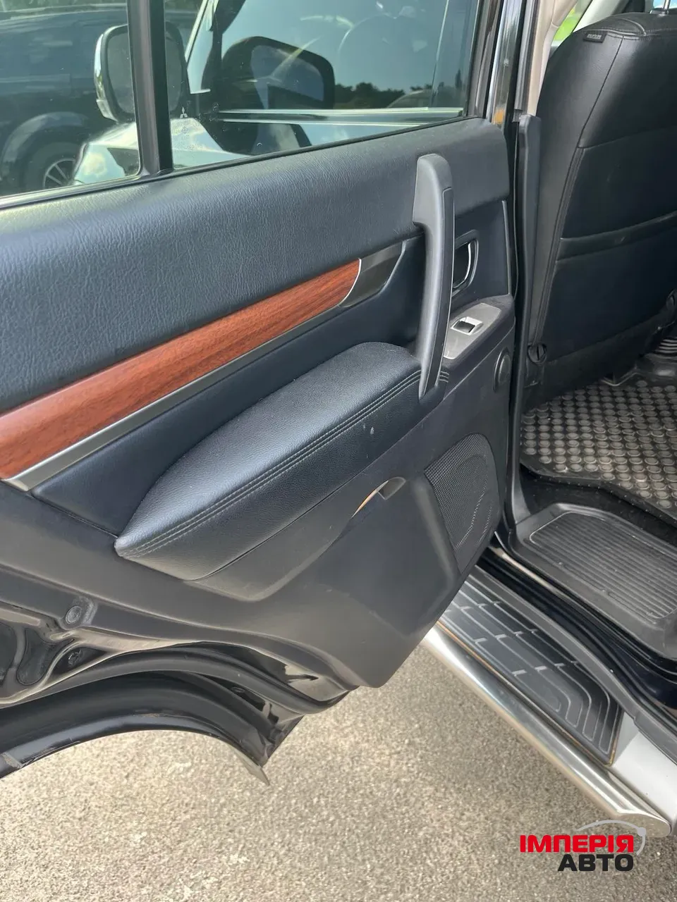 Mitsubishi Pajero - фото 27