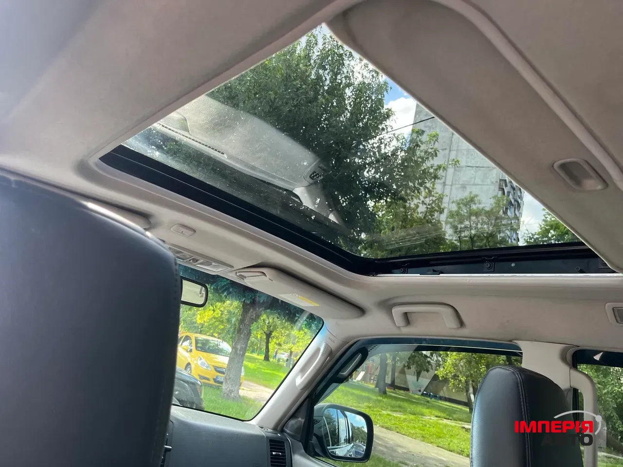 Mitsubishi Pajero - фото 16