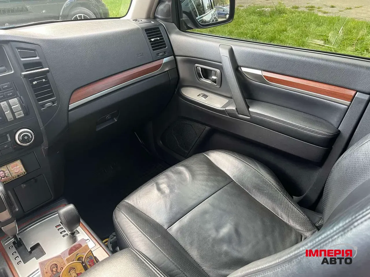 Mitsubishi Pajero - фото 17