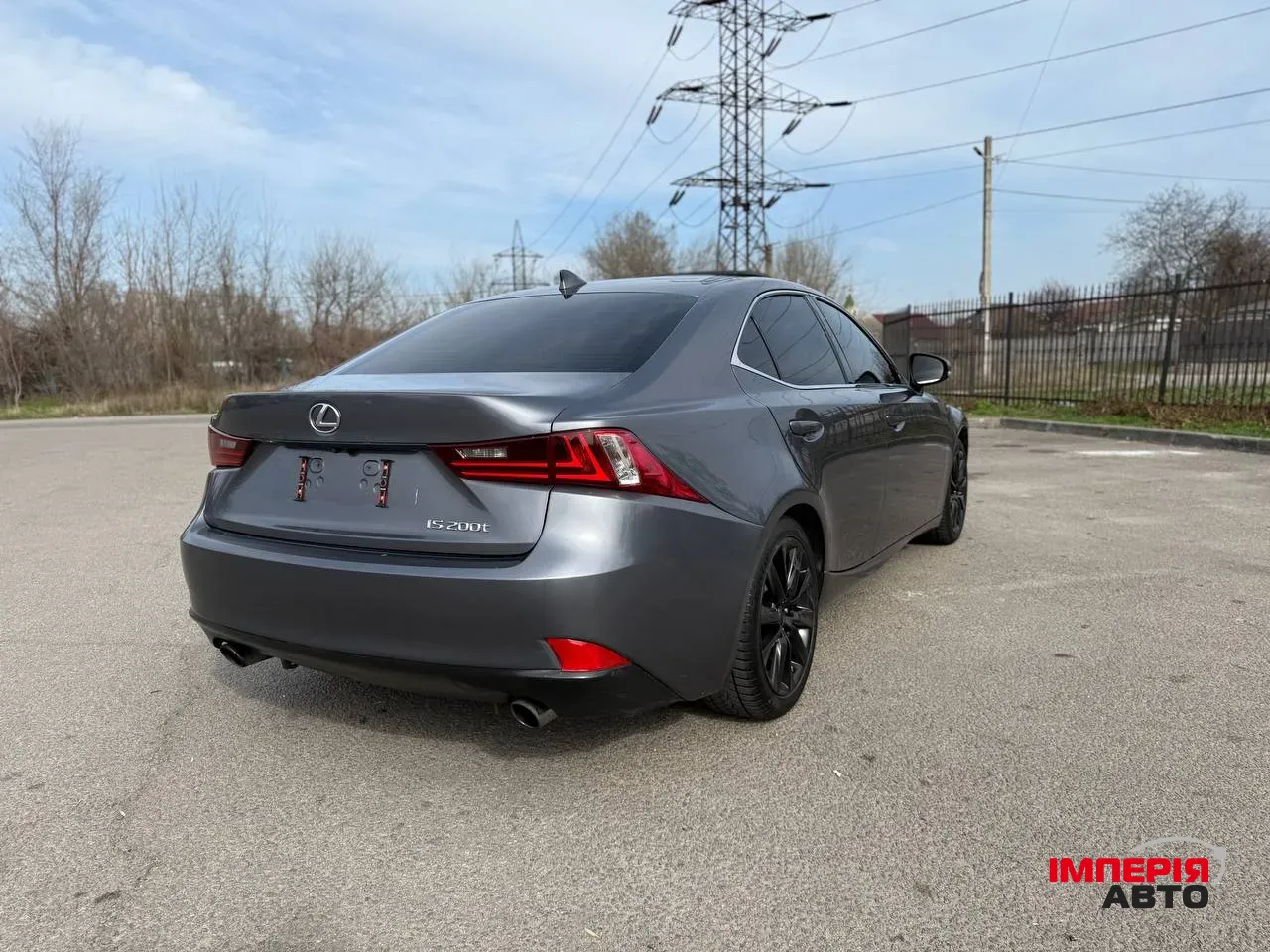 Lexus IS - фото 3