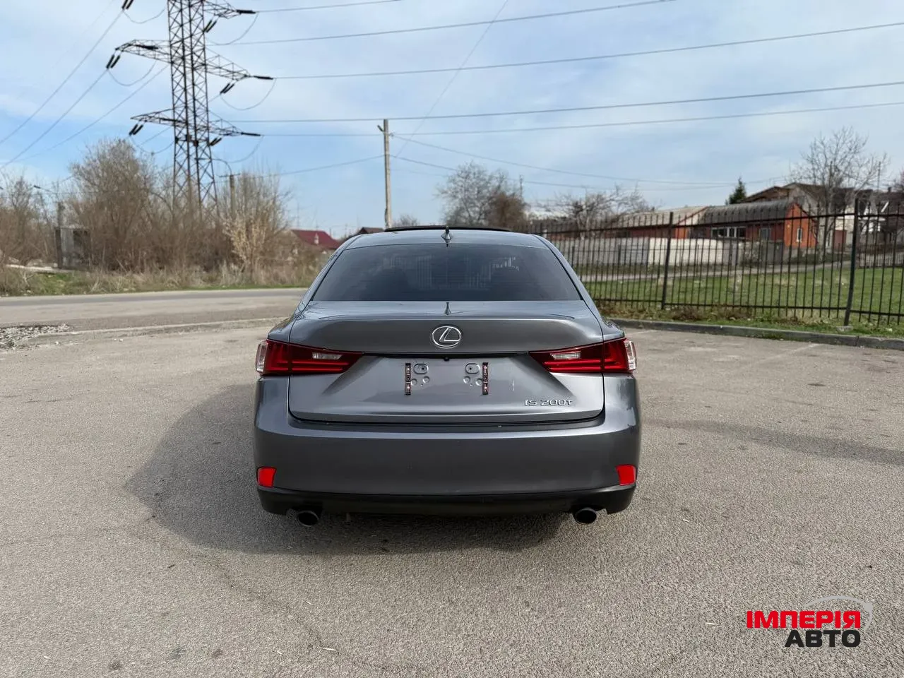 Lexus IS - фото 4