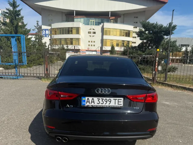Audi A3 - фото 3