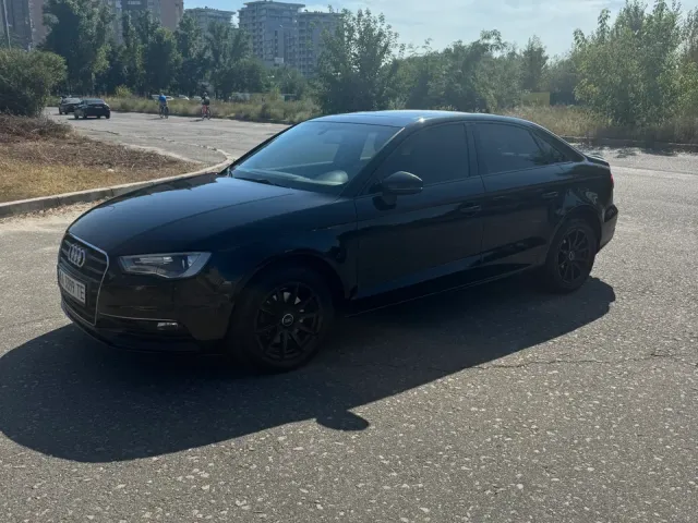 Audi A3 - фото 4